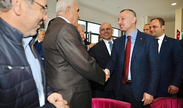 Körfez’de 60+ Aktif Yaşlanma Kulübü’nde ‘Körfez’in çınarları’ ile buluşan Büyükşehir