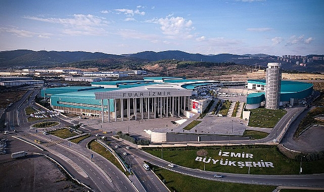 İzmir Büyükşehir Belediye Başkanı Tunç Soyer’in İzmir’i fuarlar kenti yapma