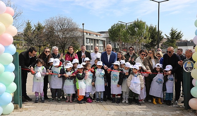 Mudanya Belediyesi’nin çocukların toprağı ve doğayı öğrenmeleri, emekle ekilen tohumların