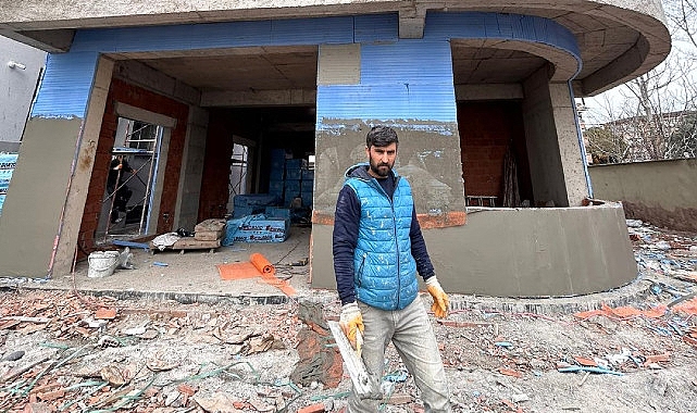Büyükşehir Belediyesince yapılan Körfez Yarımca Yelken Kulübünde dış cephe mantolama