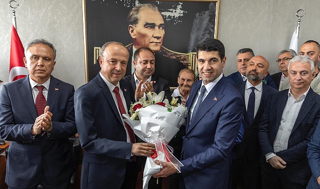 31 Mart Yerel seçimlerinde rekor oyla Avcılar Belediye Başkanı seçilen