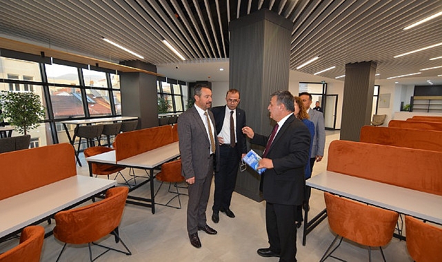 Sandıklı Belediye Başkanımız Adnan Öztaş, Sandıklı Kaymakamı Önder Çengel, Kültür