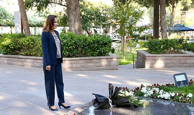 Karşıyaka Belediye Başkanı B. Yıldız Ünsal ilk mesai gününde, Zübeyde