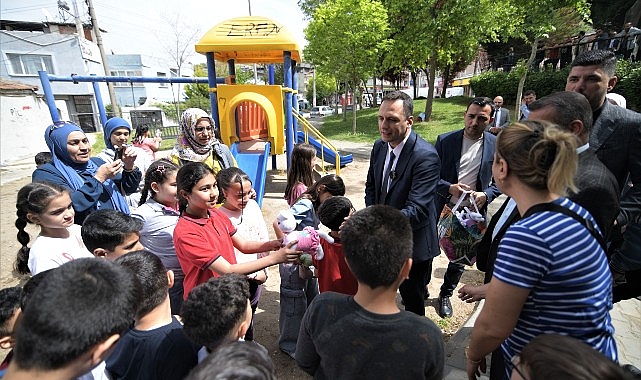 Bornova Belediye Başkanı Ömer Eşki, 23 Nisan haftasına Altındağ Merkez