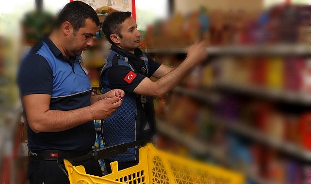 Ekipler, hijyen kuralları, ürünlerin son kullanma tarihleri, reyon fiyatları ile
