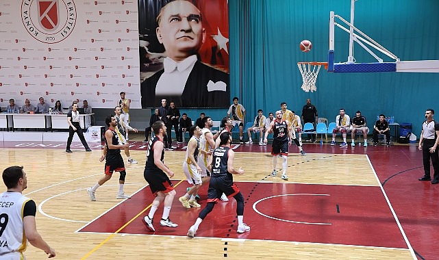 Türkiye Basketbol İkinci Ligi’nde play-off mücadelesi veren Konya Büyükşehir Belediyespor,