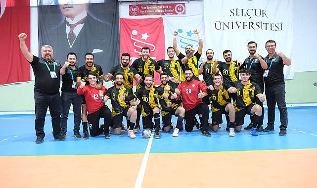 Konya Büyükşehir Belediyespor Hentbol Takımı, play-off’ta rakiplerine karşı mücadele verecek.
