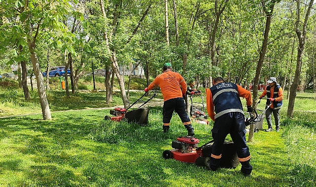 Çankaya Belediyesi yaz aylarının yaklaşmasıyla birlikte ilçede yer alan parkları
