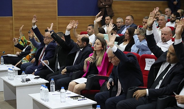 Aliağa Belediye Meclisi 2024-2029 döneminin ilk meclisi için toplandı. Aliağa Belediye Başkanı