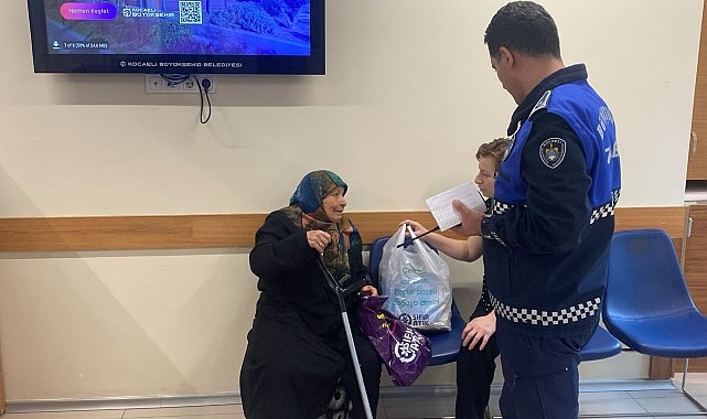 Büyükşehir Zabıtası, mağdur ve yürümekte zorluk çeken Fatma teyzeyi güvenli