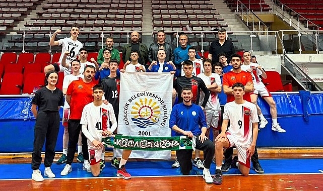 Gölcük Belediyesi spora verdiği desteklerin meyvelerini alınan başarılar ile toplamaya
