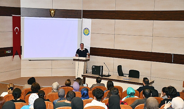 Harran Üniversitesi Sağlık Bilimleri Fakültesince Ulusal Kanser Haftası münasebetiyle bir