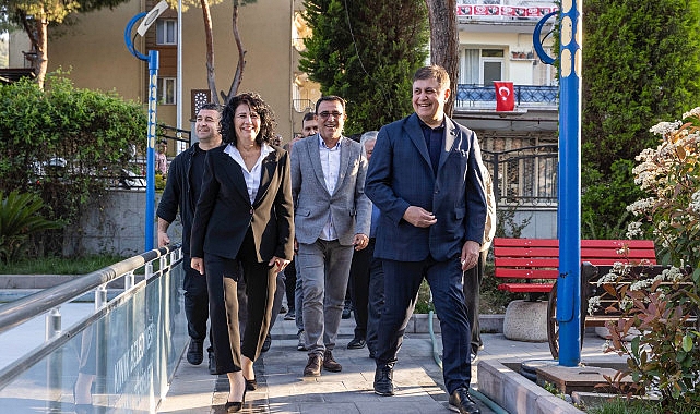 İzmir Büyükşehir Belediye Başkanı Dr. Cemil Tugay, Kınık'ın ilk kadın