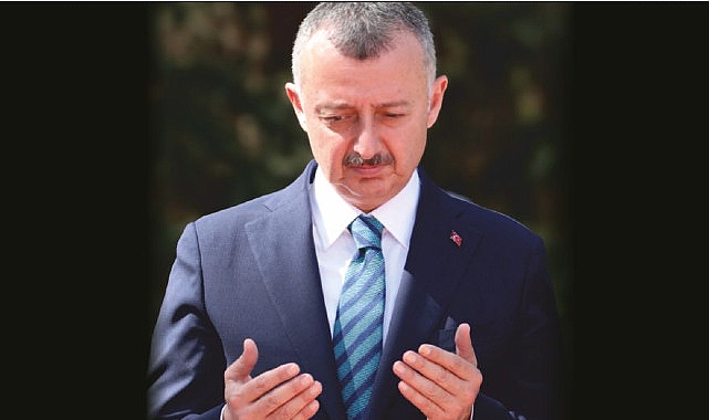 Kocaeli Büyükşehir Belediye Başkanı Tahir Büyükakın yayınladığı mesajla hemşehrilerinin ve