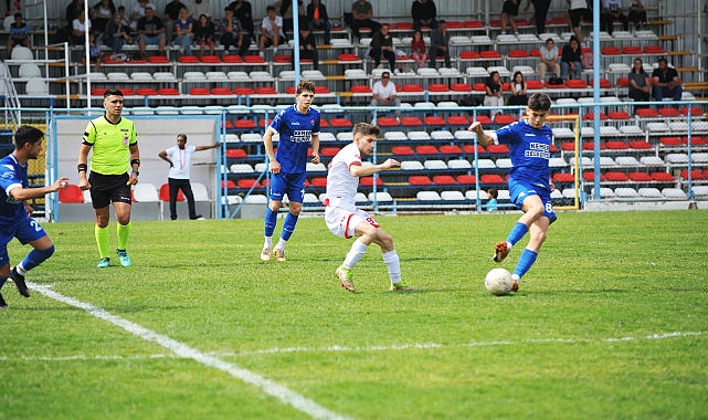 Süper Amatör Lig'de mücadele eden Kemer Belediye Spor, sahasında ağırladığı