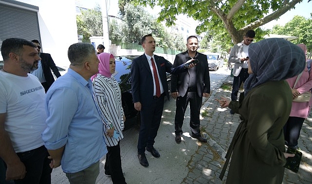 Göreve geldiğinden bugüne ihtiyaçları yerinde tespit etmek amacıyla mahalle ziyaretleri