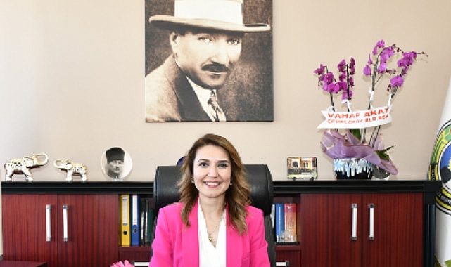 Belediye Başkan Yardımcıları Hüseyin Vasfi Güner, Ahmet Nazif Balcı ve