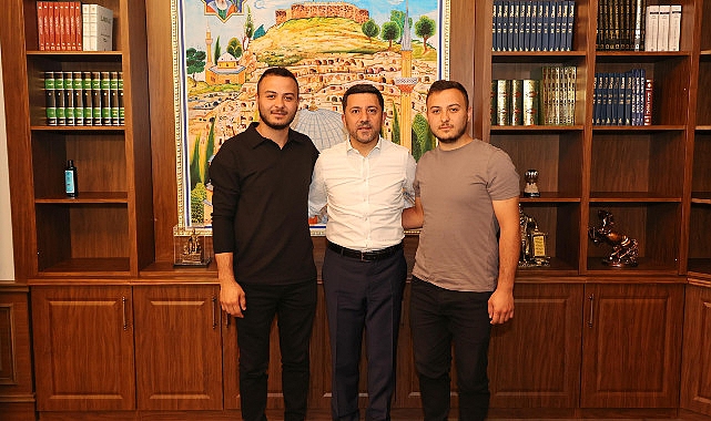 Tebrik ziyaretleri için misafirlerini Nevşehir Belediyesi’nde ağırlayan Belediye Başkanı Rasim