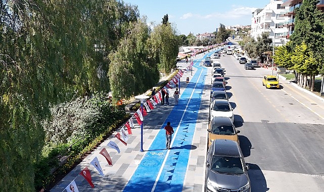 Sorumluluk alanındaki cadde, bulvar ve sahillerde verdiği hizmetlerle tüm Türkiye’ye