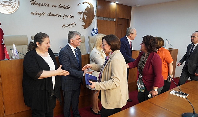 Ege Üniversitesi Rektörü Prof. Dr. Necdet Budak, yaklaşan Ramazan Bayramı