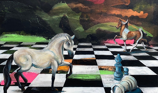 Ressam Büşra Aktekinoğlu Babat, satranç tutkusunu son sergisi Kurulu Düzen’in