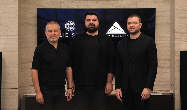 Dünyada lüks yaşamın en önemli temsilcilerinden ELIE SAAB ile yenilikçi