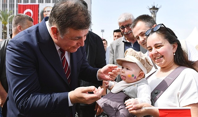 İzmir Büyükşehir Belediye Başkanı Dr. Cemil Tugay’ın seçim vaatleri arasında