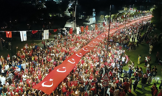Fener Alayı, konserler, turnuvalar ve söyleşiler ile dolu dolu kutlama