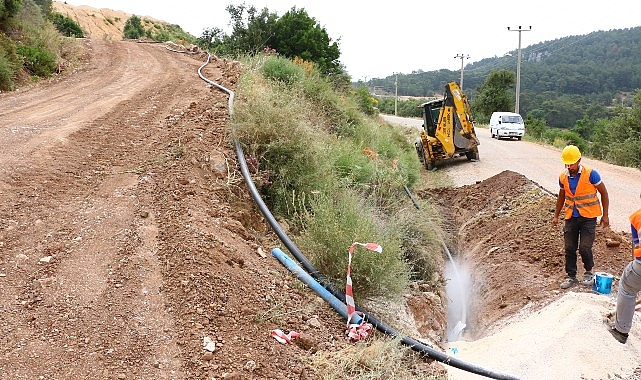 Antalya Büyükşehir Belediyesi Kumluca'nın Belen Mahallesi'nde yapımına başladığı içme suyu