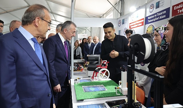Binlerce gencin ASELSAN’a girmek için beklediğini söyleyen ASELSAN Teknoloji ve