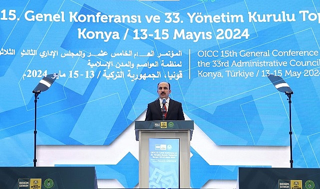 Konya’nın ev sahipliğinde, çeşitli İslam ülkelerinden belediye başkanlarının ve şehir