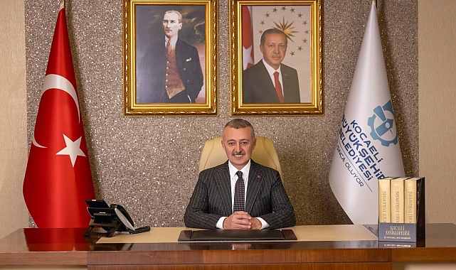 Kocaeli Büyükşehir Belediye Başkanı Tahir Büyükakın, 12 Mayıs Hemşireler Günü