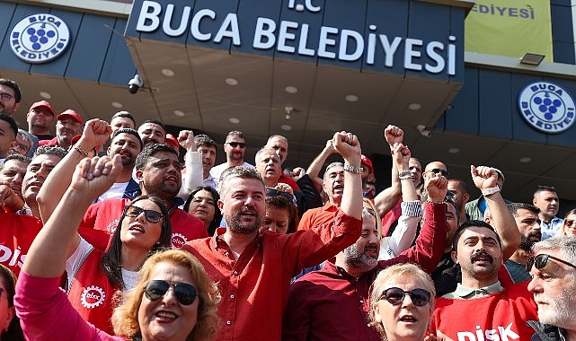 Buca Belediye başkanı Görkem Duman,  1 Mayıs Emek ve Dayanışma Günü’nü kutladı.