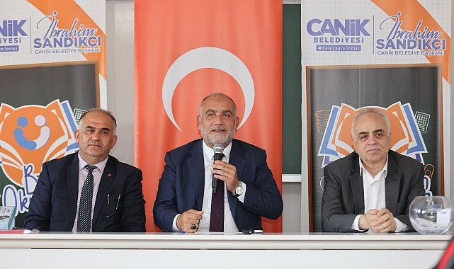 Canik Belediye Başkanı İbrahim Sandıkçı, öğrencilerin sorularını yanıtladı.