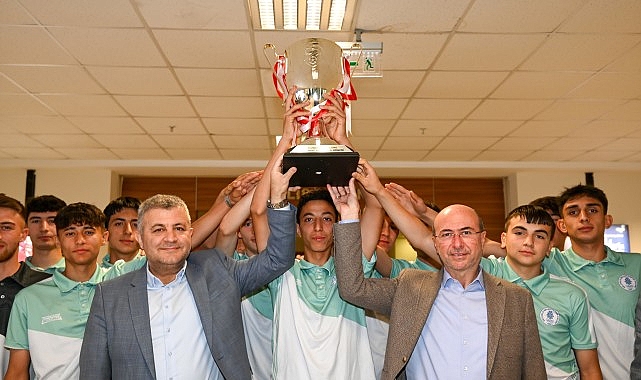U16 Türkiye Şampiyonasında Konya’yı temsil ederek şampiyon olan Selçuklu Belediyespor