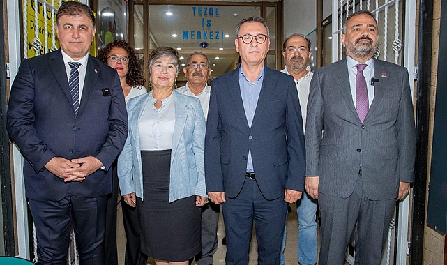 İzmir Büyükşehir Belediye Başkanı Dr. Cemil Tugay, siyasi partiler turunda