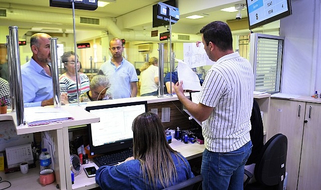 Bornova Belediyesi vergi ödemelerinde oluşan yoğunluğun önüne geçilebilmek ve mükelleflerin