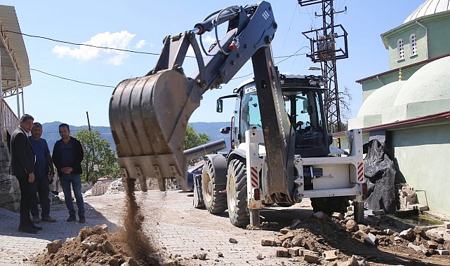 39 mahalleye eşit hizmet anlayışıyla çalışmalarını sürdüren Burhaniye Belediyesi, Fen