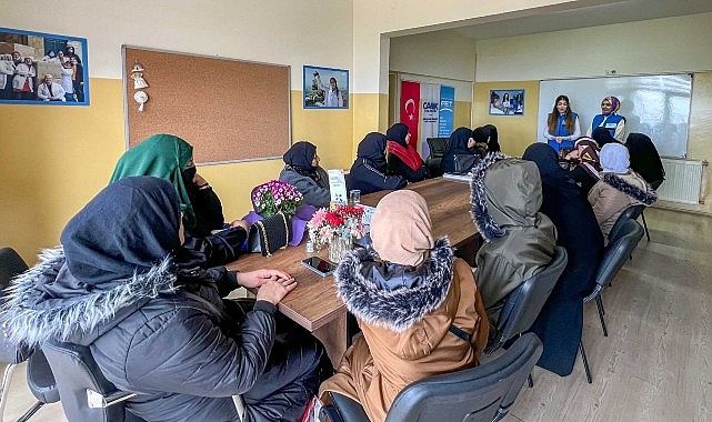 Canik Belediyesi, vatandaşları Mesleki Türkçe Eğitimi ile buluşturuyor. 