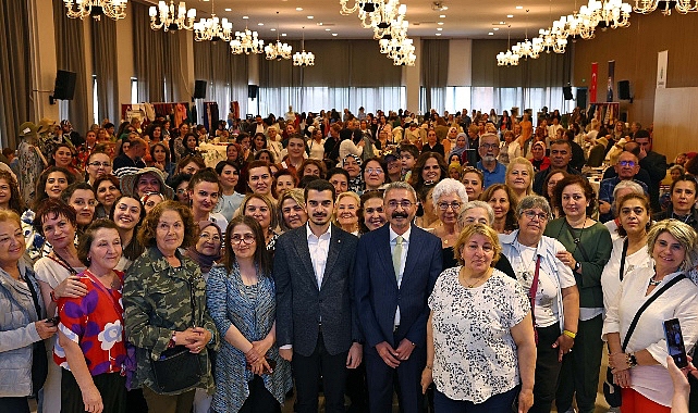 Zübeyde Hanım Sosyal Tesisinde gerçekleşen sergi, vatandaşlar tarafından büyük ilgi