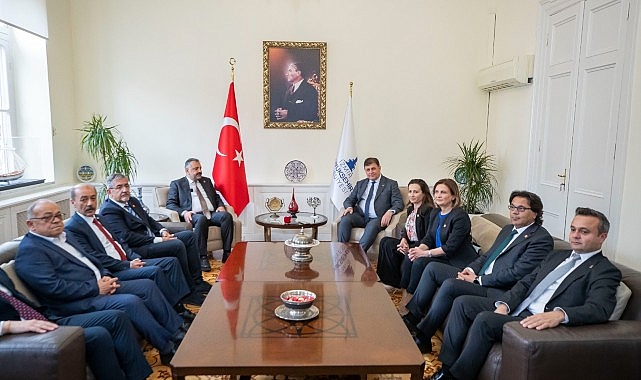 CHP Ege Bölgesi İl Başkanları İzmir Büyükşehir Belediye Başkanı Dr.