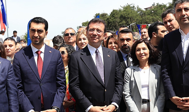 İstanbul’un 39 ilçesine eşit hizmet sunmaya devam edeceklerinin altını çizen