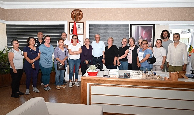 Mustafa Ertuğrul Aker Parkı’nda el sanatlarını icra eden El Sanatları