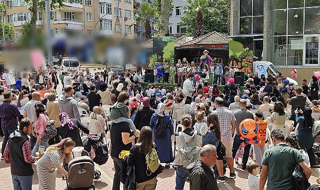 Gölcük Belediyesi, ilçenin dört bir yanında çocukları eğlence ile buluşturuyor.