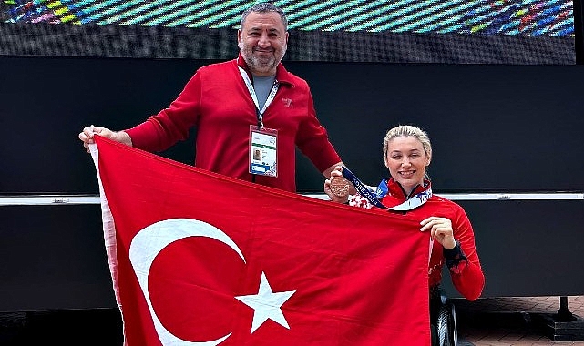 Bağcılar Belediyesi Para Atletizm Milli sporcusu Hamide Doğangün, Japonya’nın Kobe
