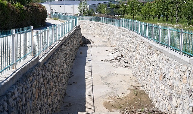 Kocaeli genelinde yaptığı çalışmalarla birçok altyapı projesini sürdüren Kocaeli Büyükşehir