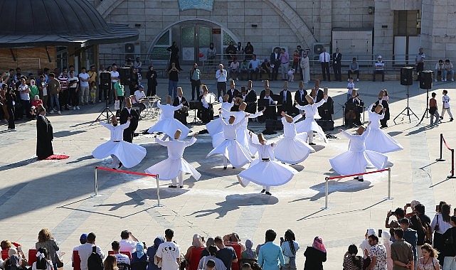 Konya Büyükşehir Belediyesi Türk Tasavvuf Musikisi ve Sema Topluluğu’nun, Karabük