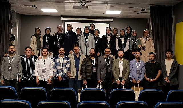 Konya Büyükşehir Belediyesi'nin çatısı altında gönüllü üniversite öğrencileri tarafından kurulan