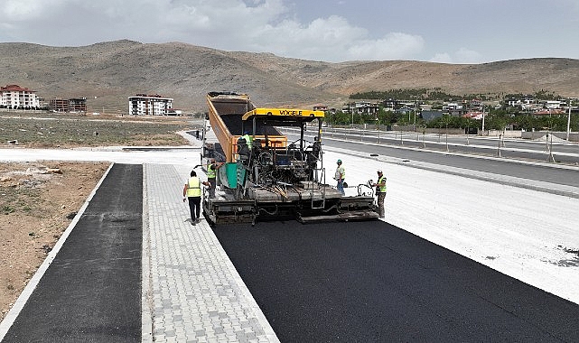 Selçuklu Belediyesi yeni dönemin asfalt ve altyapı çalışmalarına başladı. Fen