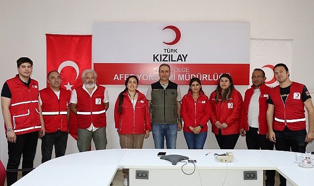 Türk Kızılay İzmir Afet Müdahale Merkezi Müdürlüğü alanında gerçekleşen tatbikatta,